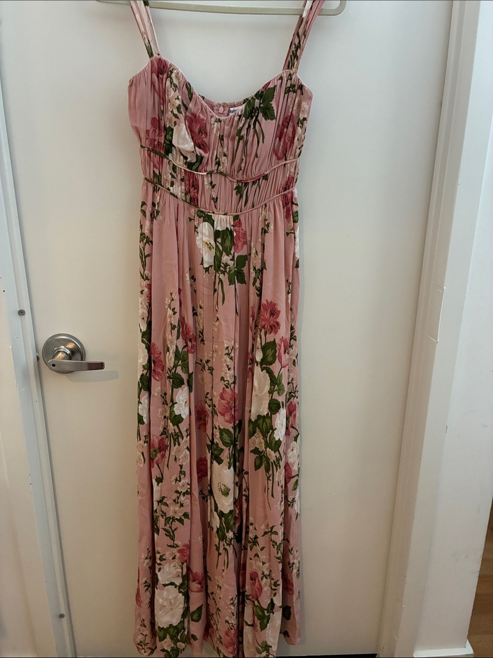 Stunning REFORMATION JAYDE Maxi Rose DRESS • SIZE 8 EUC - Picture 3 of 14
